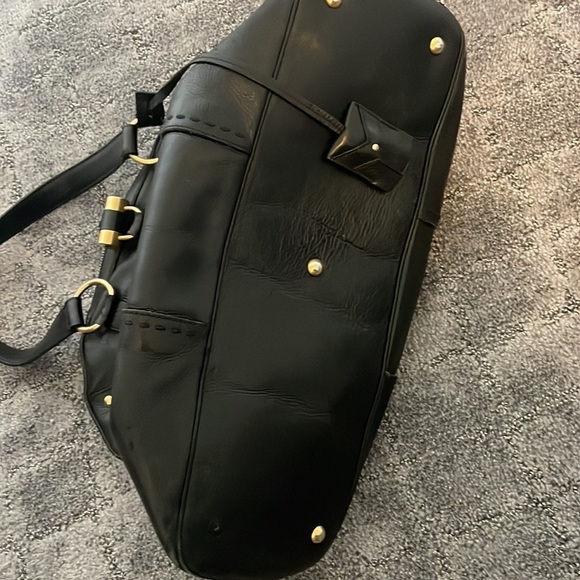 Vintage Authentic YSL, Pebbled leather Muse handbag with padlock key. - Picture 7 of 15